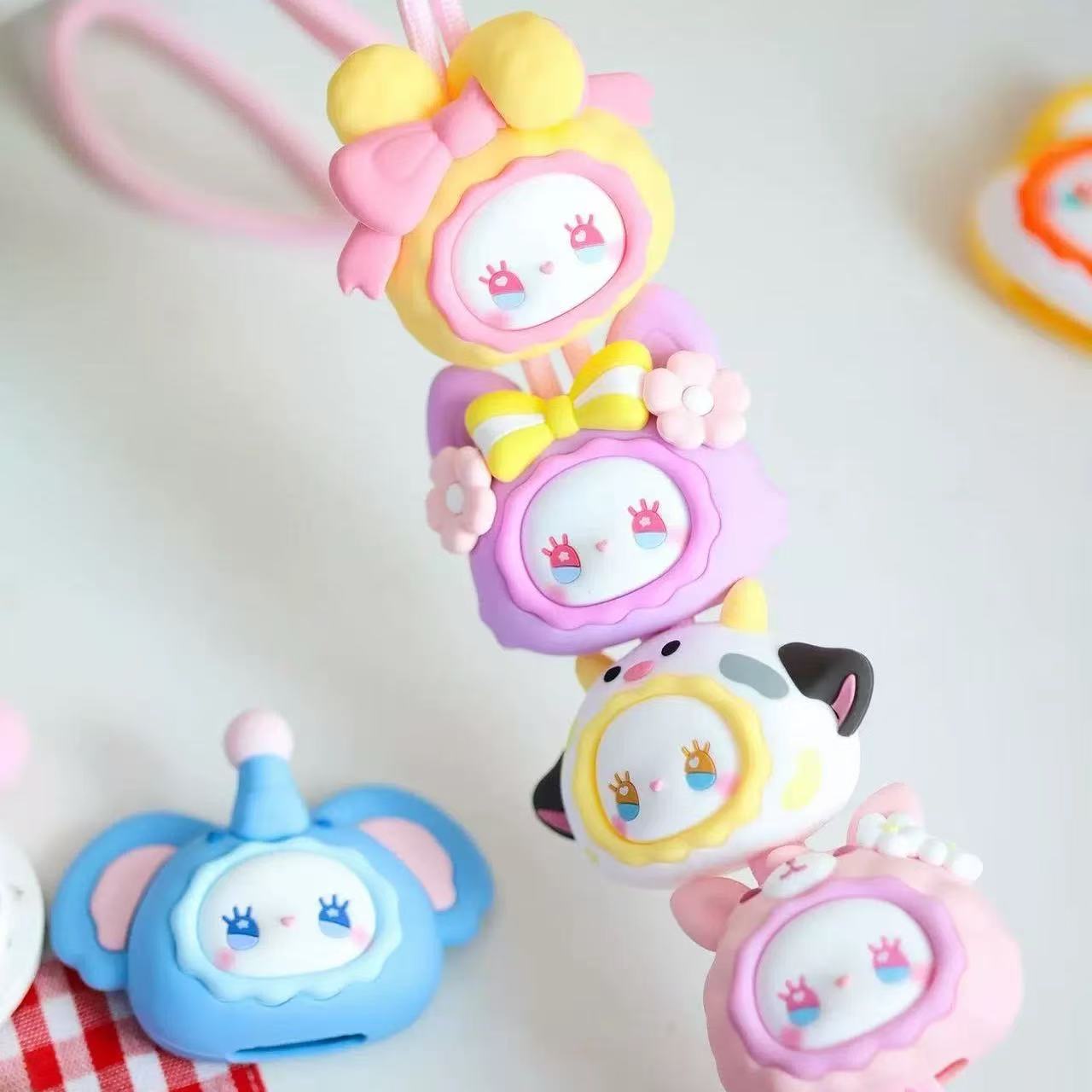 【T123】Emma Secret Forest Animal Park Mobile Rope Blind Box